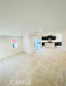 Building Photo - 402 Transport