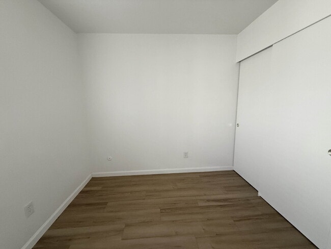 Building Photo - 3251 Mill Springs Dr