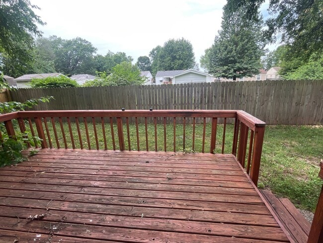 Building Photo - Sit Back, Relax. Your New home Awaits.