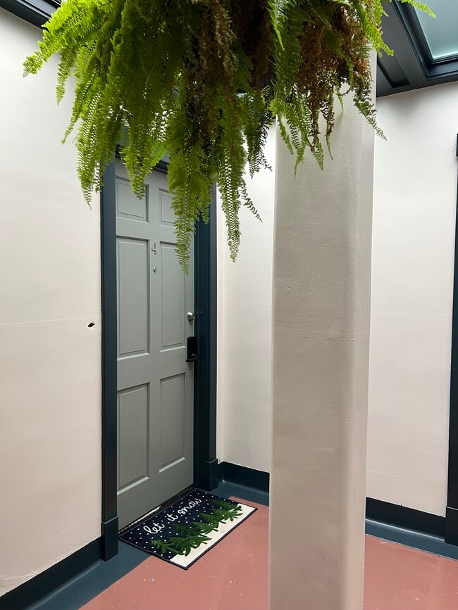 Building Photo - One Park Place