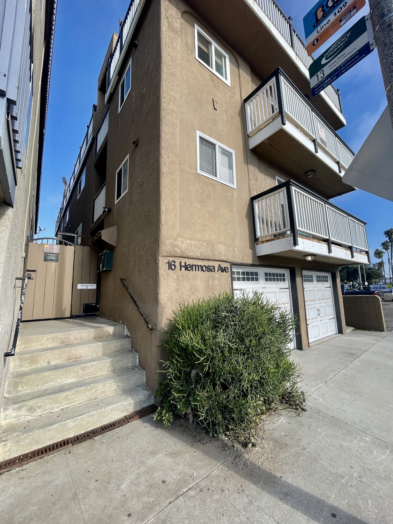 Building Photo - 16 Hermosa Ave
