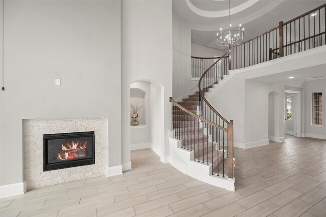 Building Photo - 21215 Central Vly Ln