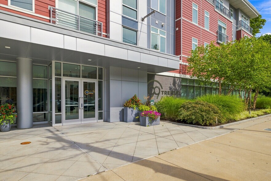 Building Photo - 99 Tremont St