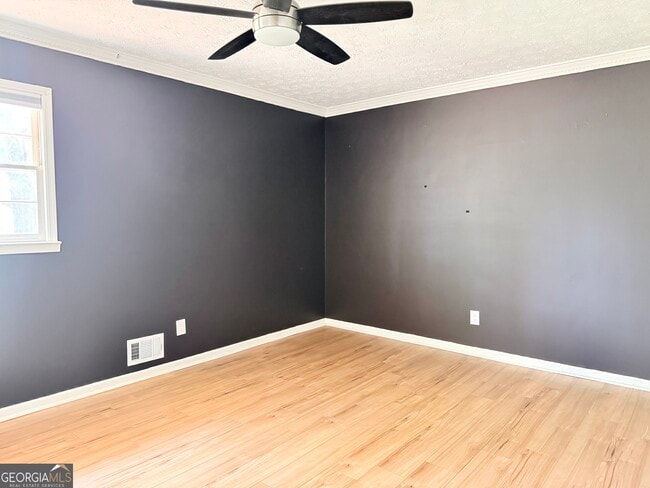 Building Photo - 239 Pope St