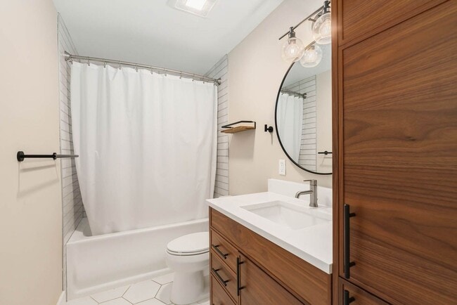 Building Photo - Completely Remodeled Kenmore Home with Two...