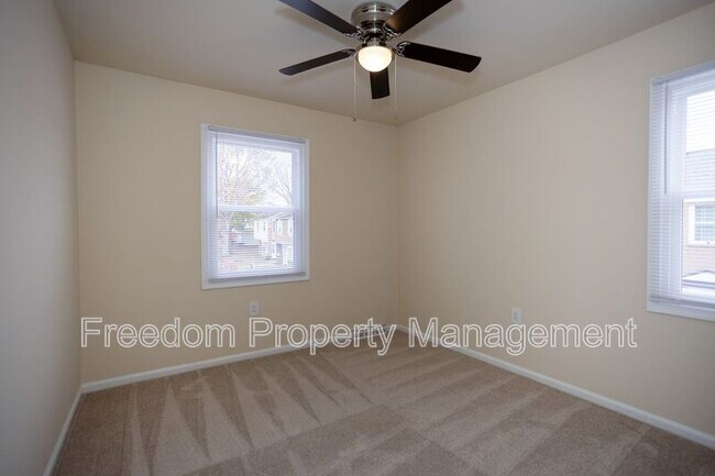 Building Photo - 8343 Irongate Way