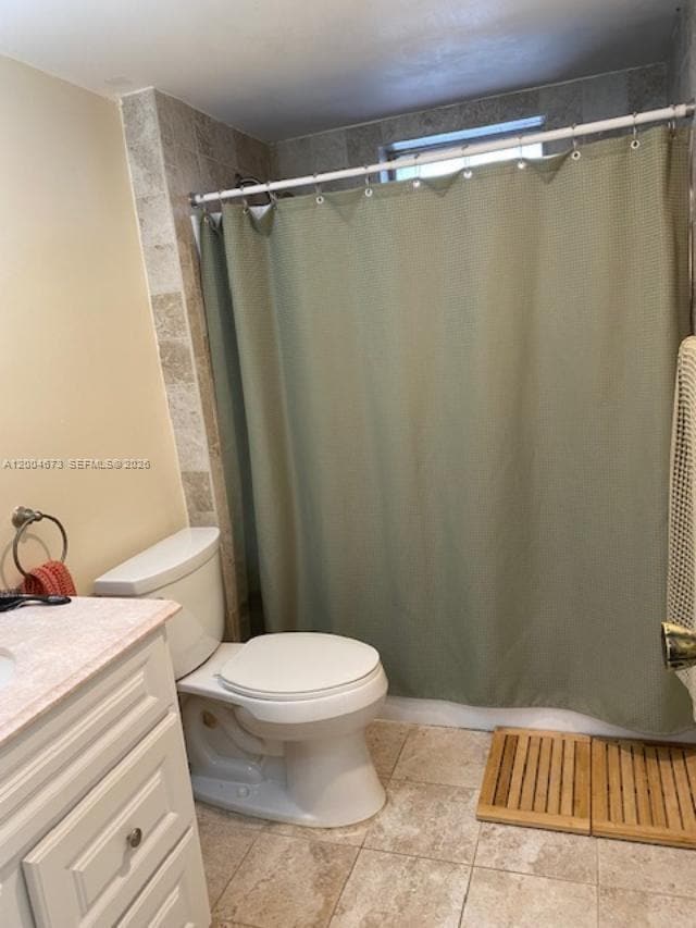 Building Photo - 100 Edgewater Dr