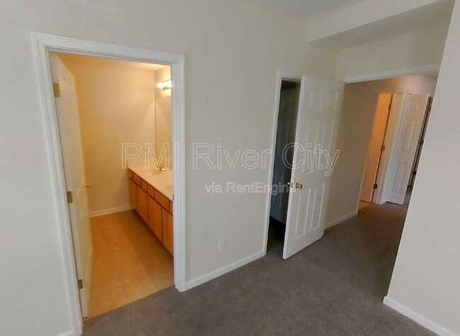 Building Photo - 175 Jardin De Mer Pl