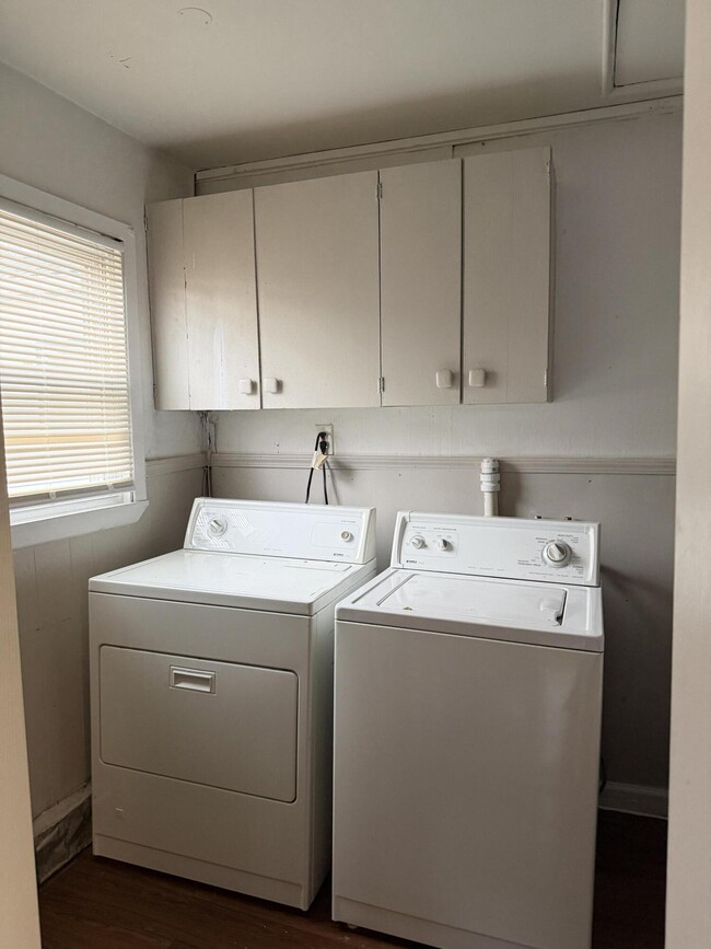 Building Photo - 19133 MacArthur