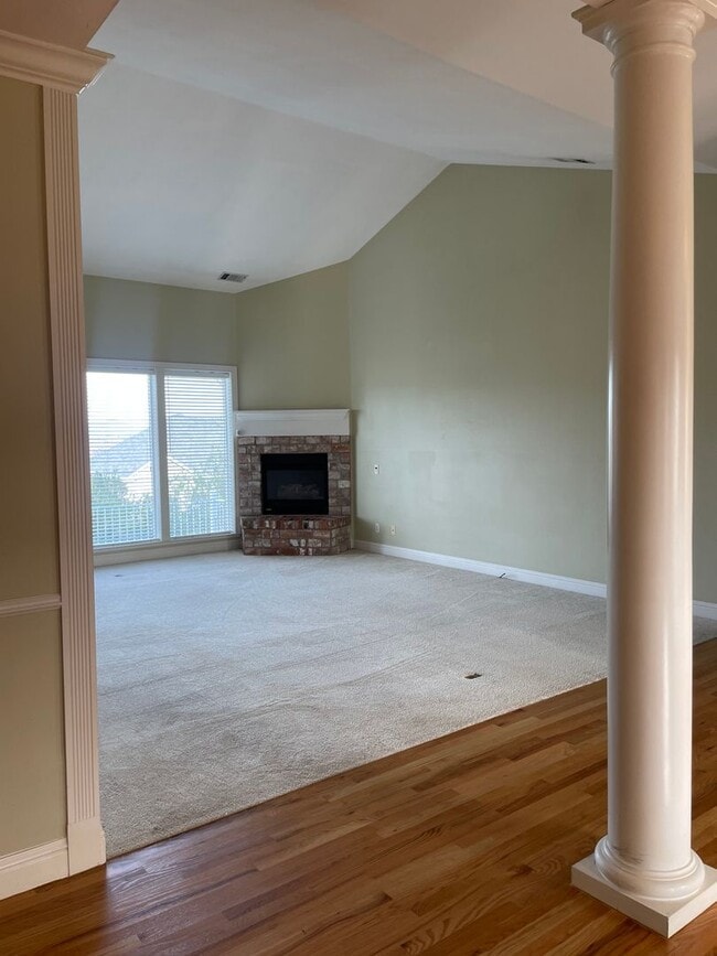 Building Photo - 3176 Colombard Walk