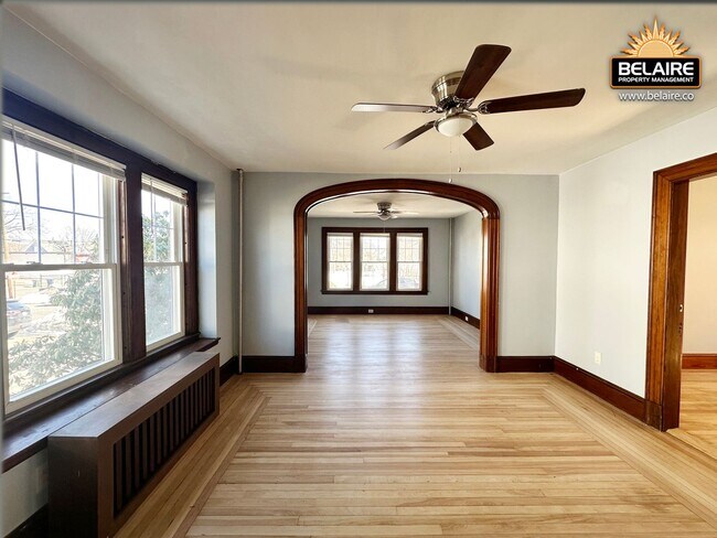 Building Photo - 107 2nd St