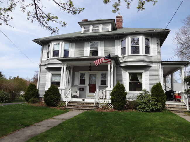 Building Photo - 31 Highland Ave