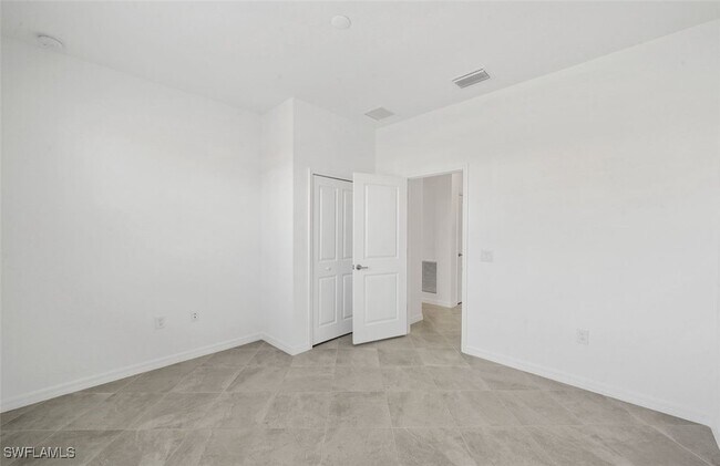 Building Photo - 15059 Palamos Cir