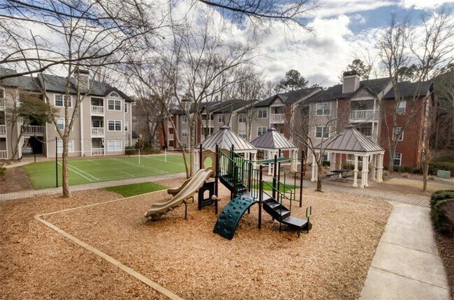 Building Photo - 100 Ashford Gables Dr
