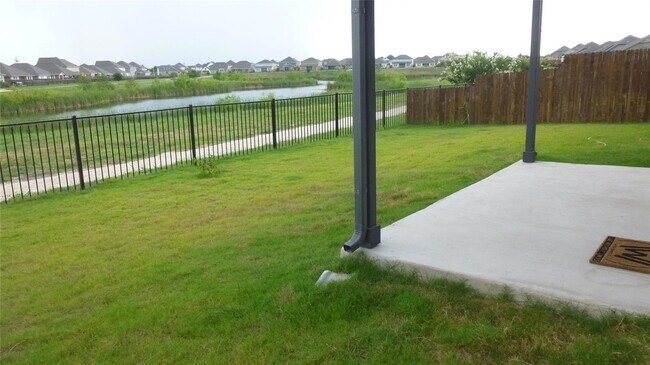 Building Photo - 11904 Paseo de los Lagos Ln