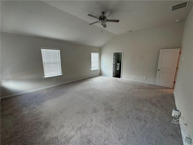 Building Photo - 1129 Georgian Point Dr