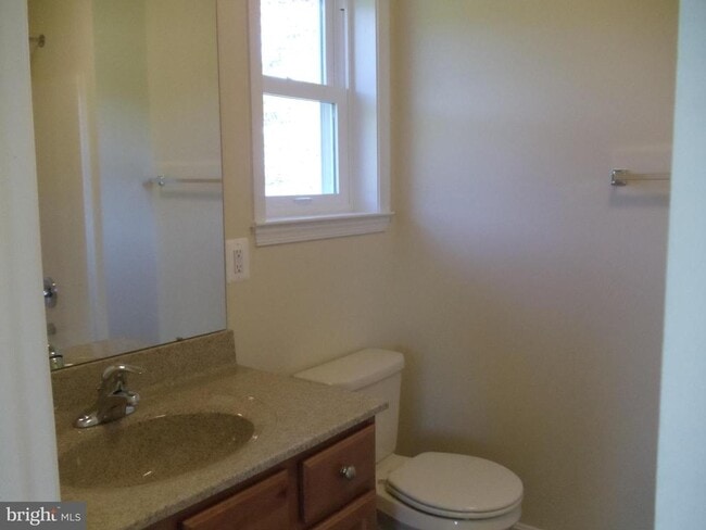 Building Photo - 17972 Wide Bay Way