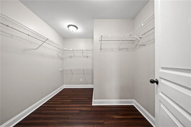 Building Photo - 100 Kasey Dr