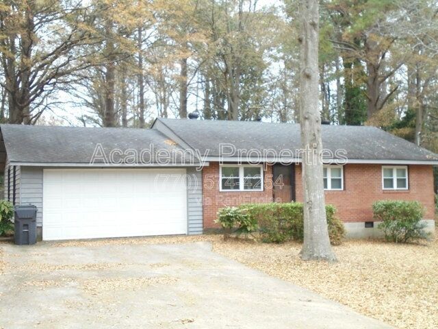 Building Photo - 105 E Mimosa Dr