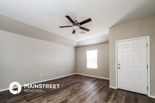Building Photo - 5621 Gadwall Rd