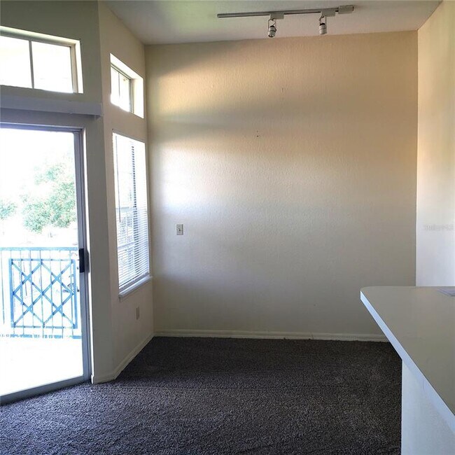 Building Photo - 7280 Westpointe Blvd