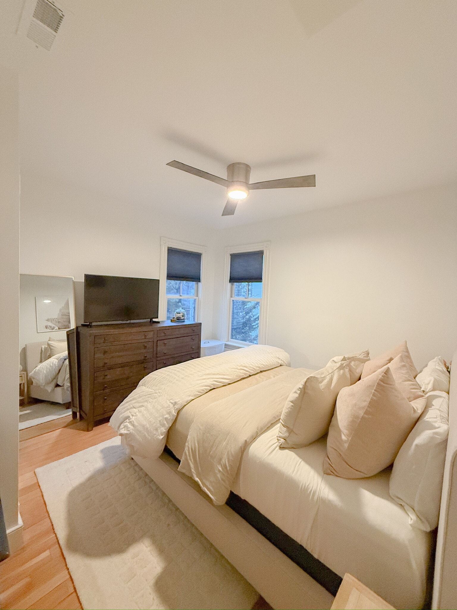 Building Photo - 9 Edison Grn