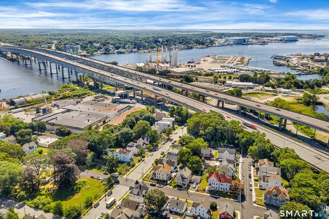 Building Photo - 145 Crystal Ave