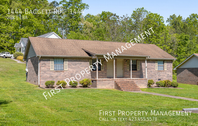 Building Photo - 2Bed/1Bath Duplex Ringgold, GA: Remodeled ...