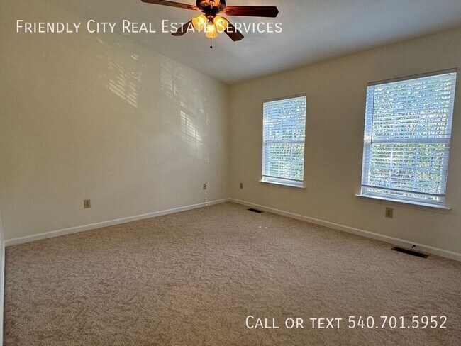 Building Photo - 2320 Breckenridge Ct
