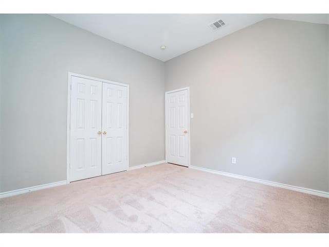Building Photo - 8009 Indian Palms Trail