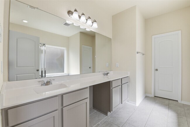 Building Photo - 5102 Brookshire Pass Dr