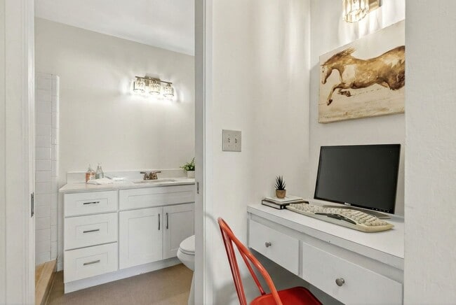 Building Photo - Modern 2-Bedroom Condo with Pool and Koi Pond Views