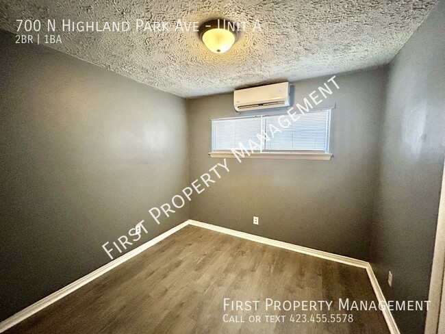 Building Photo - Charming 2Bed/1Bath Duplex in N Highland P...