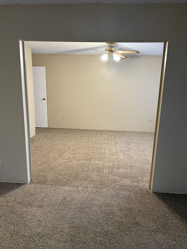 Building Photo - 13500_CORNELL