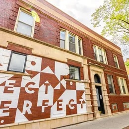 Building Photo - 1407 W Addison St