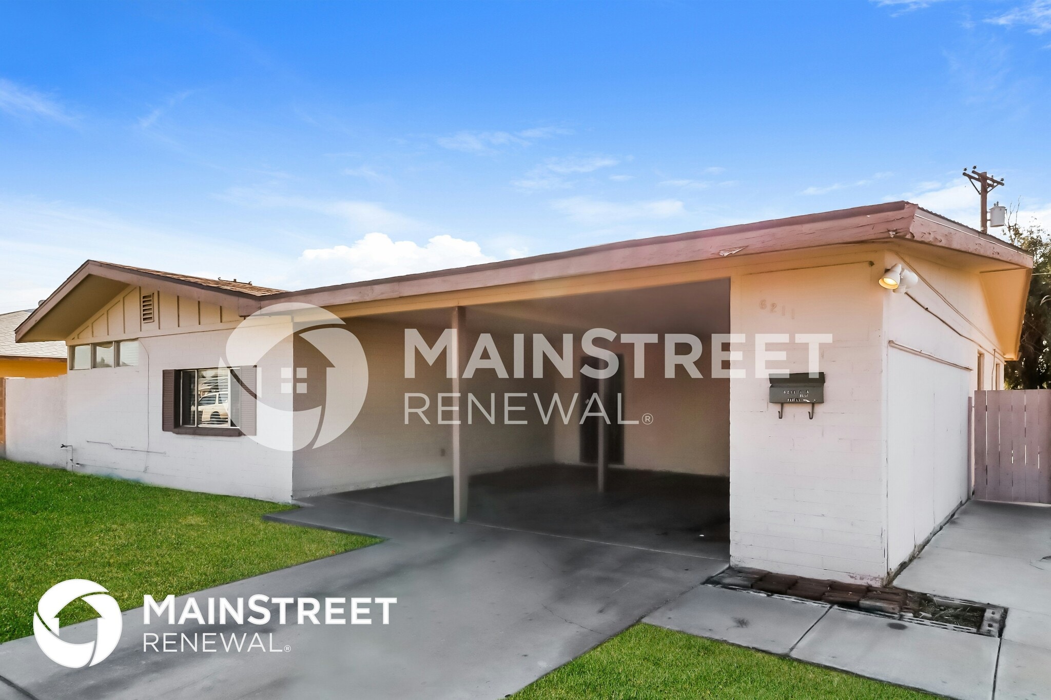 Building Photo - 6211 W Indianola Ave