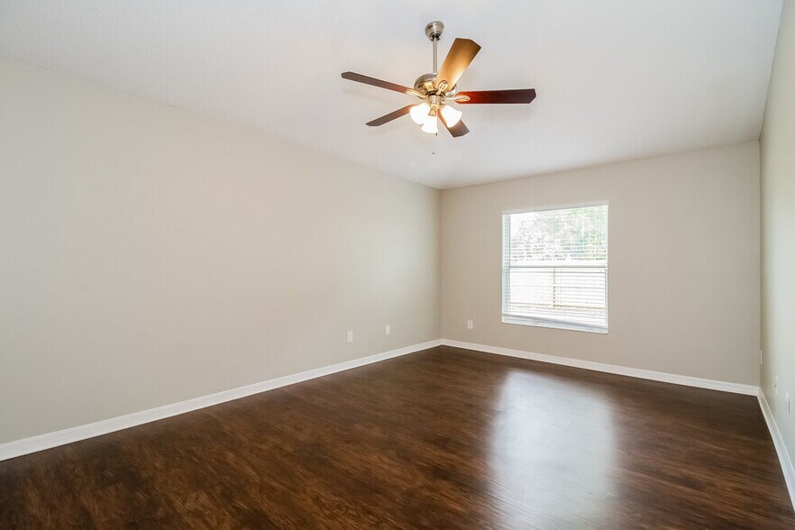 Building Photo - 13839 Riverpath Grove Dr