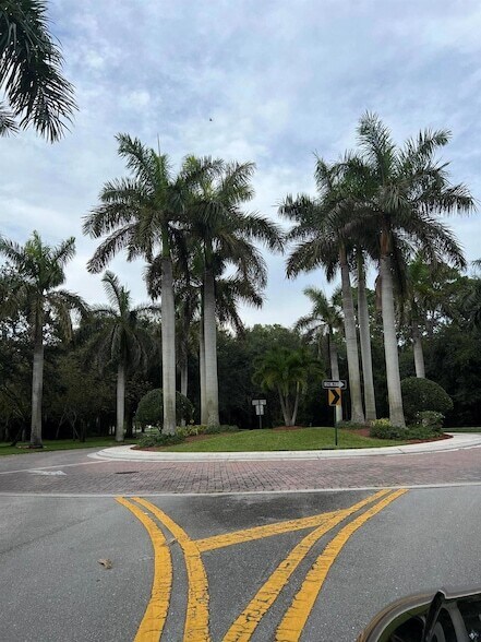 Building Photo - 4808 W Bexley Park Dr