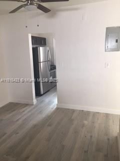 Building Photo - 8415 Crespi Blvd
