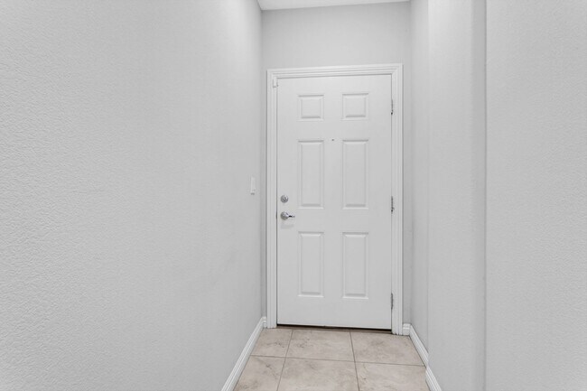 Building Photo - Great Southwest Home