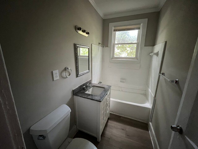 Building Photo - 967 Glenridge Dr