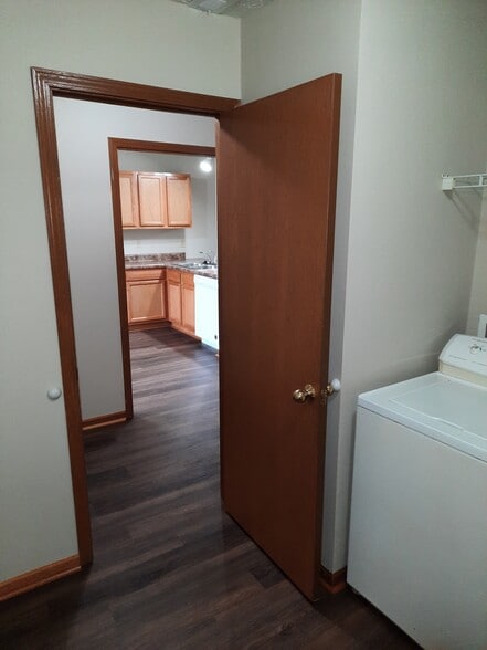 Building Photo - 2109 Fincastle Way