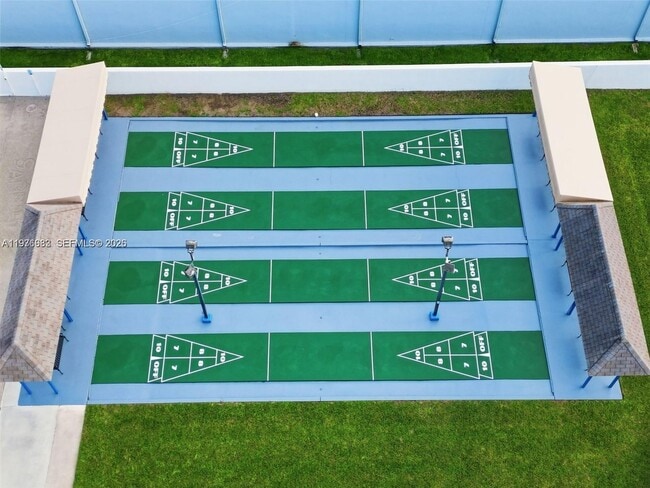 Building Photo - 2461 SW 50th St