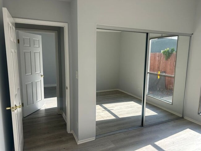 Building Photo - 22859 Valerio St