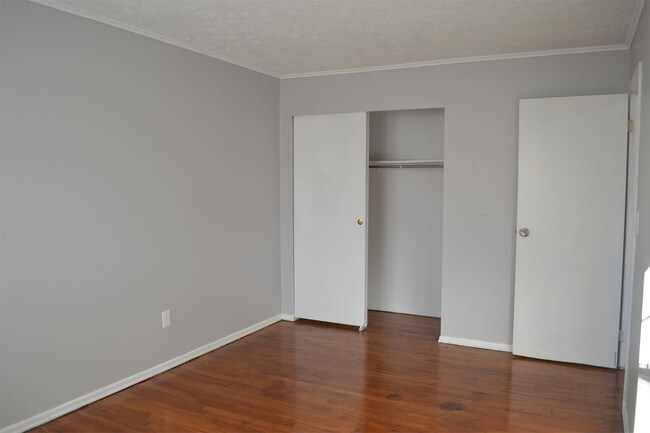 Building Photo - 3807 Ferdinand Pl