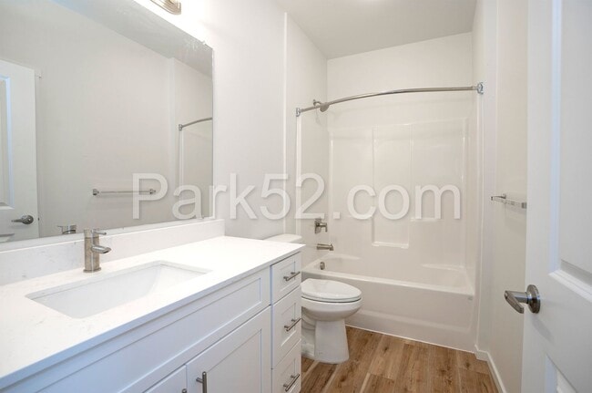 Building Photo - 4546 S Junett St