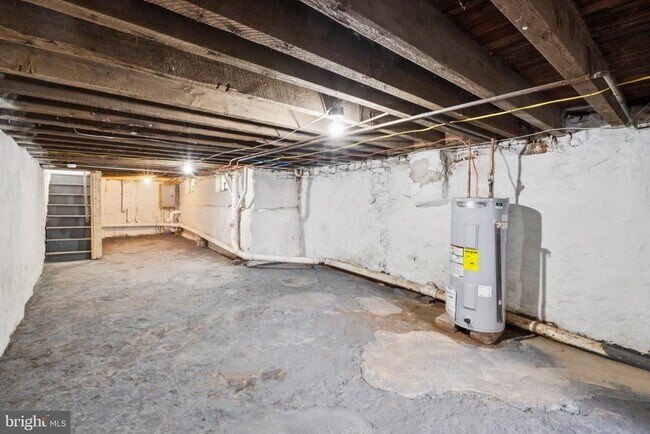 Building Photo - 4447 N 19th St