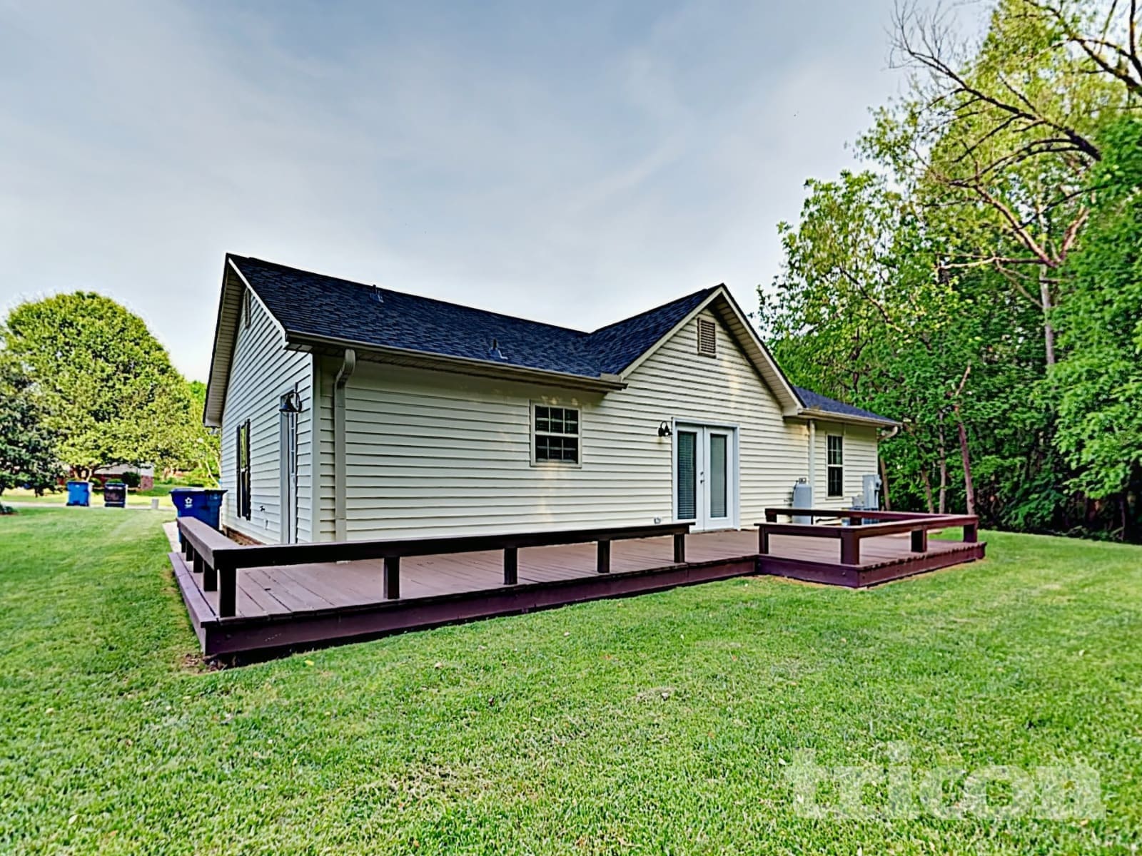 Building Photo - 5091 Daffodil Ln