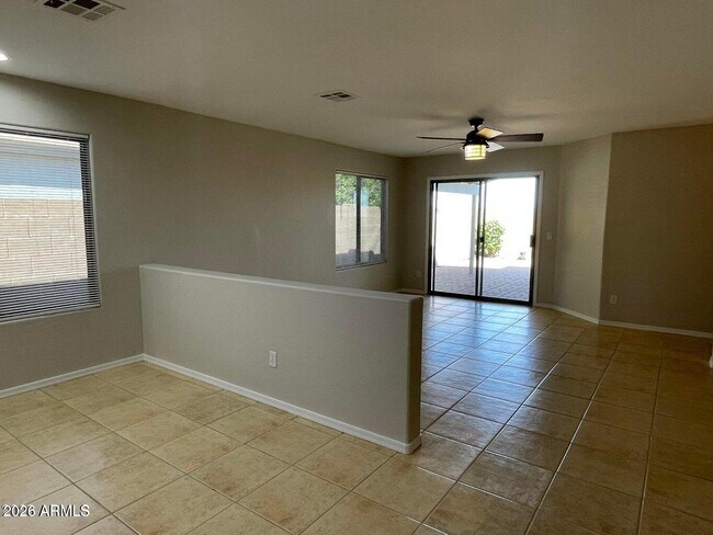 Building Photo - 6942 E San Tan Way