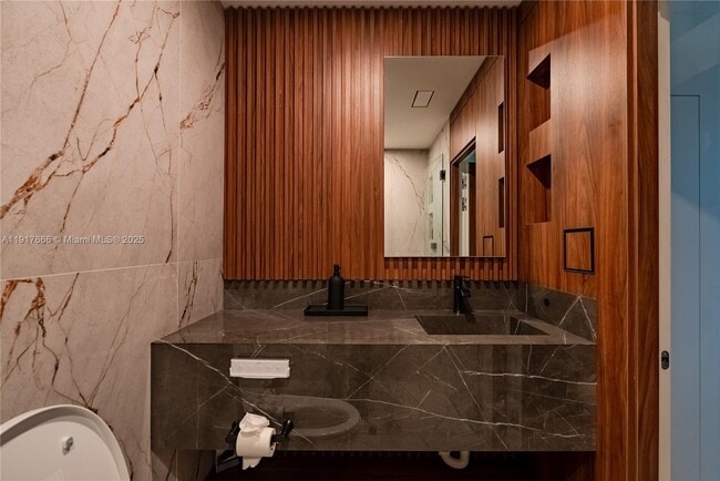 Building Photo - 3711 Battersea Rd